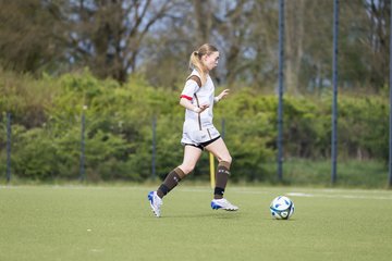 Bild 376 - wBJ Rissen - St. Pauli : Ergebnis: 3:1